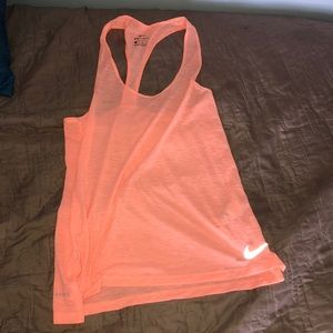 Nike Woman’s Tank XS